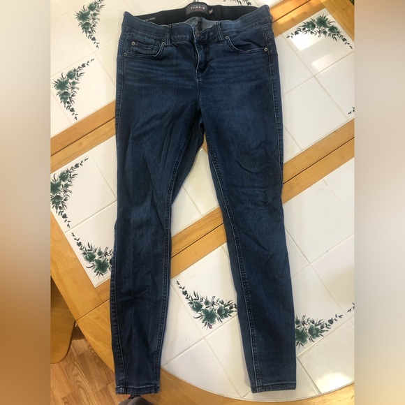 Torrid Bombshell Skinny - Picture 1 of 6